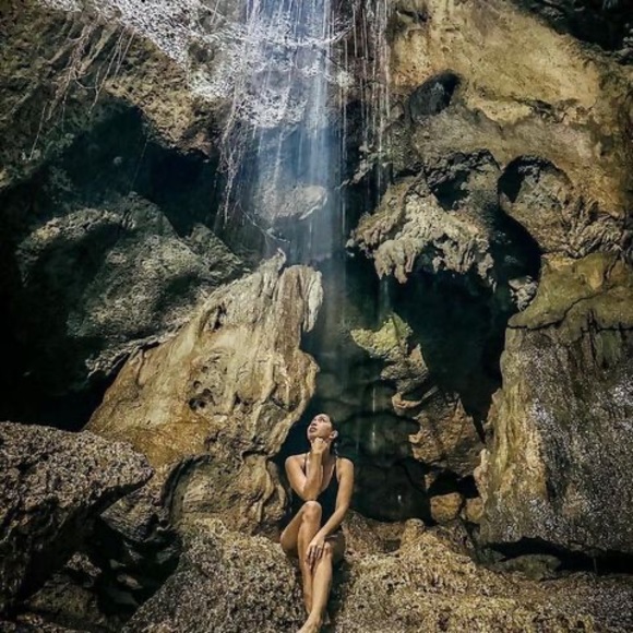 Meet your Posher, Fenella mae - Picture 1 of 1